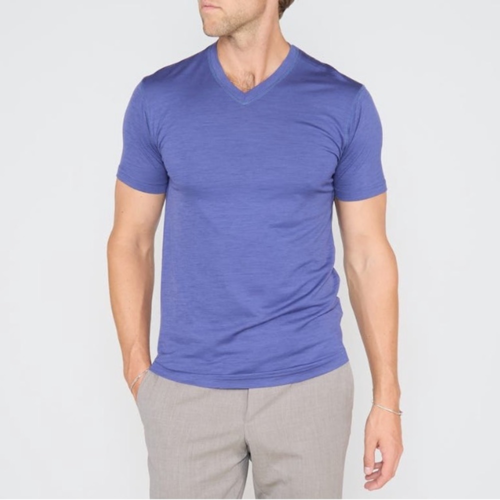 Lords of harlech Victor Marino Wool V-Neck Tee